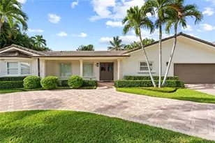 18 Eleuthera Dr, Ocean Ridge, FL 33435 - Photo 2