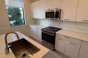 4281 NW 83rd Ave, Doral, FL 33166 - Photo 6