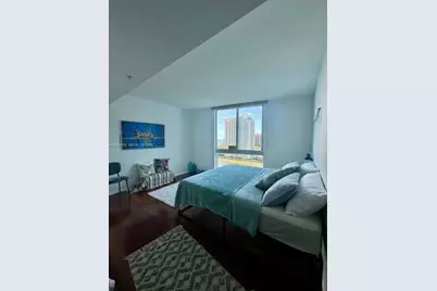 325 S Biscayne Blvd #1523, Miami, FL 33131 - Photo 10