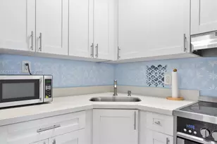 7400 Harding Ave, Miami Beach, FL 33141 - Photo 10