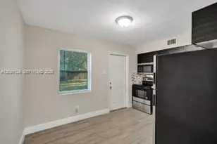 429 NW 9th Ave, Fort Lauderdale, FL 33311 - Photo 14