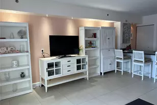 [Address not provided], Hallandale Beach, FL 33009 - Photo 4