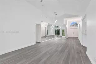 6931 NW 34th St, Margate, FL 33063 - Photo 6