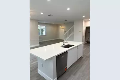 1528 Salerno Cir #1528, Weston, FL 33327 - Photo 8