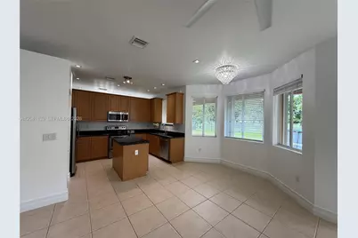 1926 SE 23rd Ct #1926, Homestead, FL 33035 - Photo 4