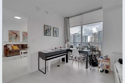 90 SW 3rd St #3211, Miami, FL 33130 - Photo 22