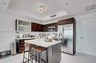 90 SW 3rd St, Miami, FL 33130 - Photo 6