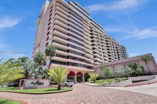 5225 Collins Ave, Miami Beach, FL 33140 - Photo 4