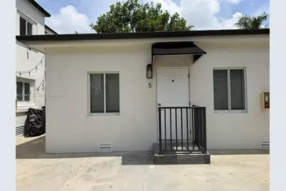 111 SW 11 Ave #5, Miami, FL 33130 - Photo 2