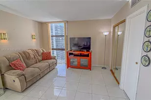 20335 W Country Club Dr, Aventura, FL 33180 - Photo 14
