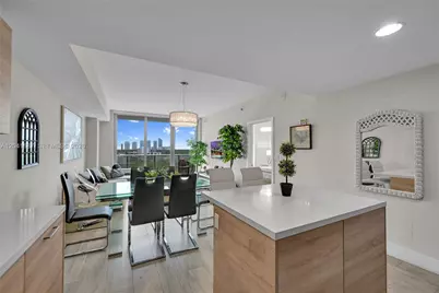 16385 Biscayne Blvd #1020, North Miami Beach, FL 33160 - Photo 6
