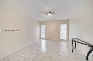 4848 NW 24th Ct, Lauderdale Lakes, FL 33313 - Photo 14