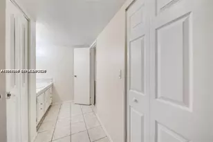 4848 NW 24th Ct, Lauderdale Lakes, FL 33313 - Photo 18