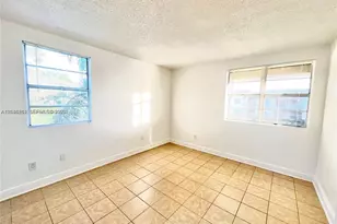 1227 SW 46th Ave, Pompano Beach, FL 33069 - Photo 12