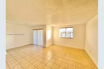 1227 SW 46th Ave #304, Pompano Beach, FL 33069 - Photo 8