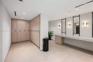 225 N Miami Ave, Miami, FL 33128 - Photo 22