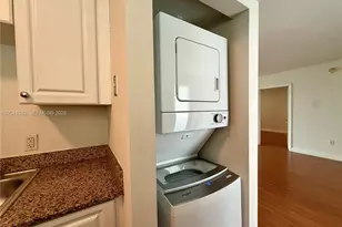 7800 Collins Ave, Miami Beach, FL 33141 - Photo 4