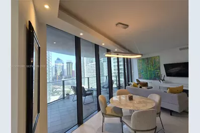 1000 Brickell Plz #2101, Miami, FL 33131 - Photo 10