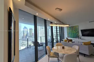 1000 Brickell Plaza, Miami, FL 33131 - Photo 10