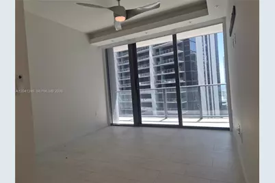 1000 Brickell Plz #2101, Miami, FL 33131 - Photo 12