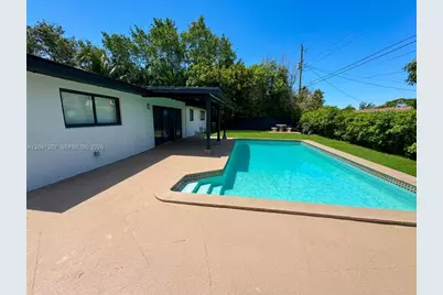 19700 NE 11th Pl, Miami, FL 33179 - Photo 42