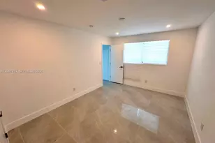 19700 NE 11th Pl, Miami, FL 33179 - Photo 12