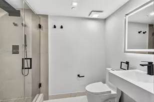 16445 Collins Ave, Sunny Isles Beach, FL 33160 - Photo 14