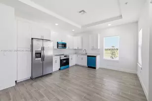 195 W Rotonda, Port Charlotte, FL 33947 - Photo 10