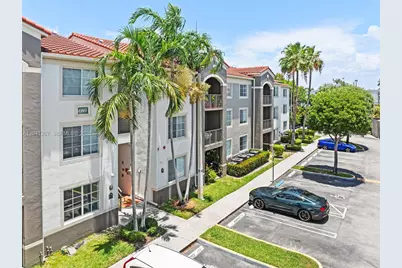 6861 SW 44th St #202, Miami, FL 33155 - Photo 2