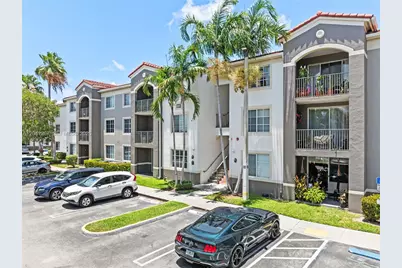 6861 SW 44th St #202, Miami, FL 33155 - Photo 1