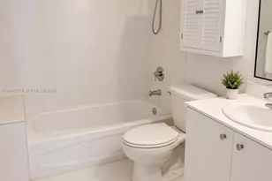 2740 SW 28th Terrace, Miami, FL 33133 - Photo 8
