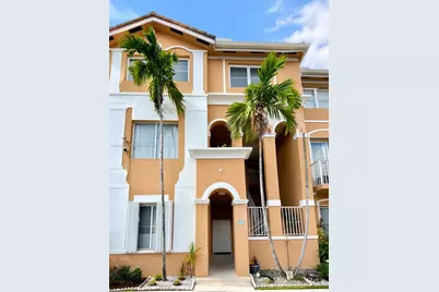 7250 NW 177th St #200-16, Hialeah, FL 33015 - Photo 1