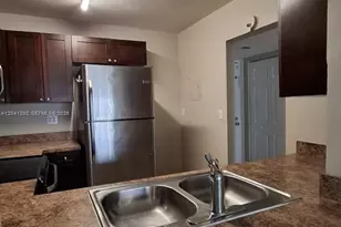 496 NW 165th St Rd, Miami, FL 33169 - Photo 4