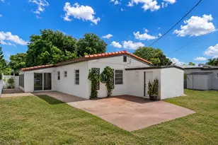 1980 NE 174th St, North Miami Beach, FL 33162 - Photo 2