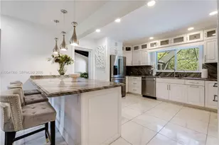 8480 SW 66th St, Miami, FL 33143 - Photo 14