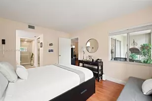 901 SW 138th Ave, Pembroke Pines, FL 33027 - Photo 12