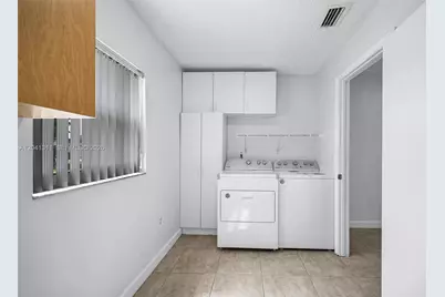 4471 SW 138th Ct, Miami, FL 33175 - Photo 14