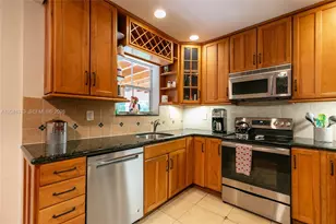5760 SW 51st St, Miami, FL 33155 - Photo 14