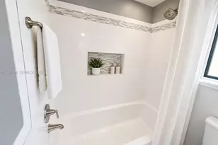 10015 SW 213th Terrace, Cutler Bay, FL 33189 - Photo 12