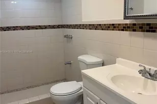 10090 NW 80th Ct, Hialeah Gardens, FL 33016 - Photo 14