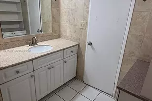 1770 NE 191st St, Miami, FL 33179 - Photo 10