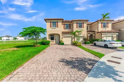 3401 W 94th Ter, Hialeah, FL 33018 - Photo 1