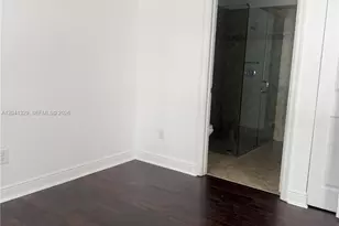 8478 NW 52nd St, Doral, FL 33166 - Photo 10