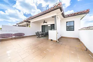 8478 NW 52nd St, Doral, FL 33166 - Photo 40