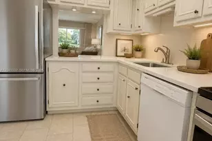 20 Abbey Ln, Delray Beach, FL 33446 - Photo 10