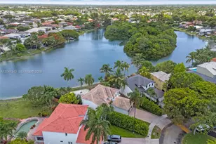 16335 SW 81st St, Miami, FL 33193 - Photo 12