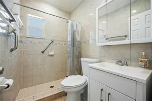 2750 NW 4th St, Miami, FL 33125 - Photo 20