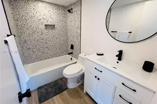1900 Meridian Ave, Miami Beach, FL 33139 - Photo 18