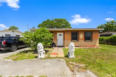 555 Harem Ave, Opa-Locka, FL 33054 - Photo 1