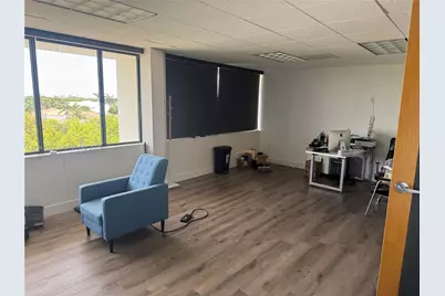 8700 W Flagler St #408, Miami, FL 33174 - Photo 2